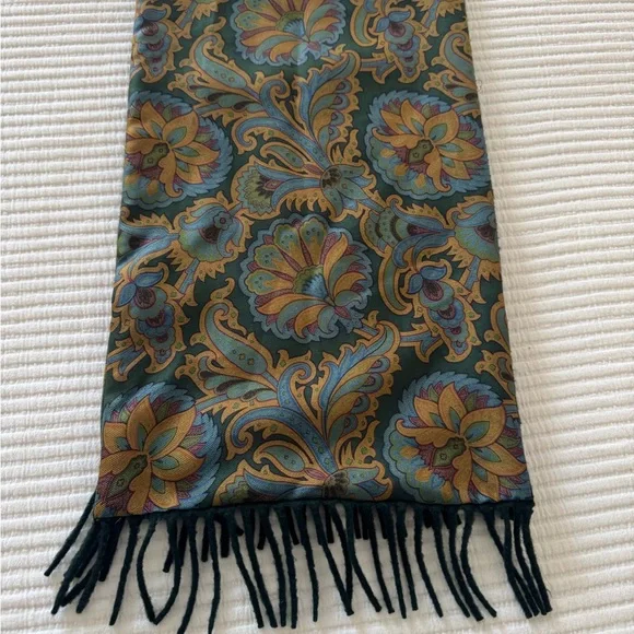 “AS IS” Etro silk and cashmere scarf - Picture 4 of 11